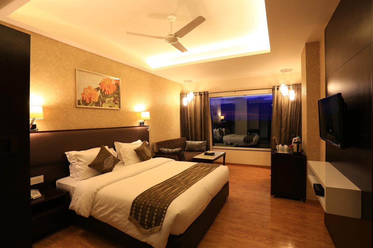 Nandan Kanan Hotel & Resort Sipra Exterior foto